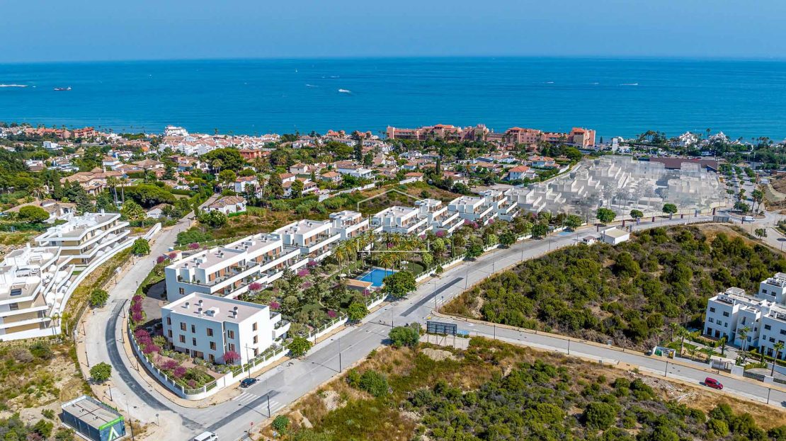 Apartments with Panoramic Sea Views in Estepona